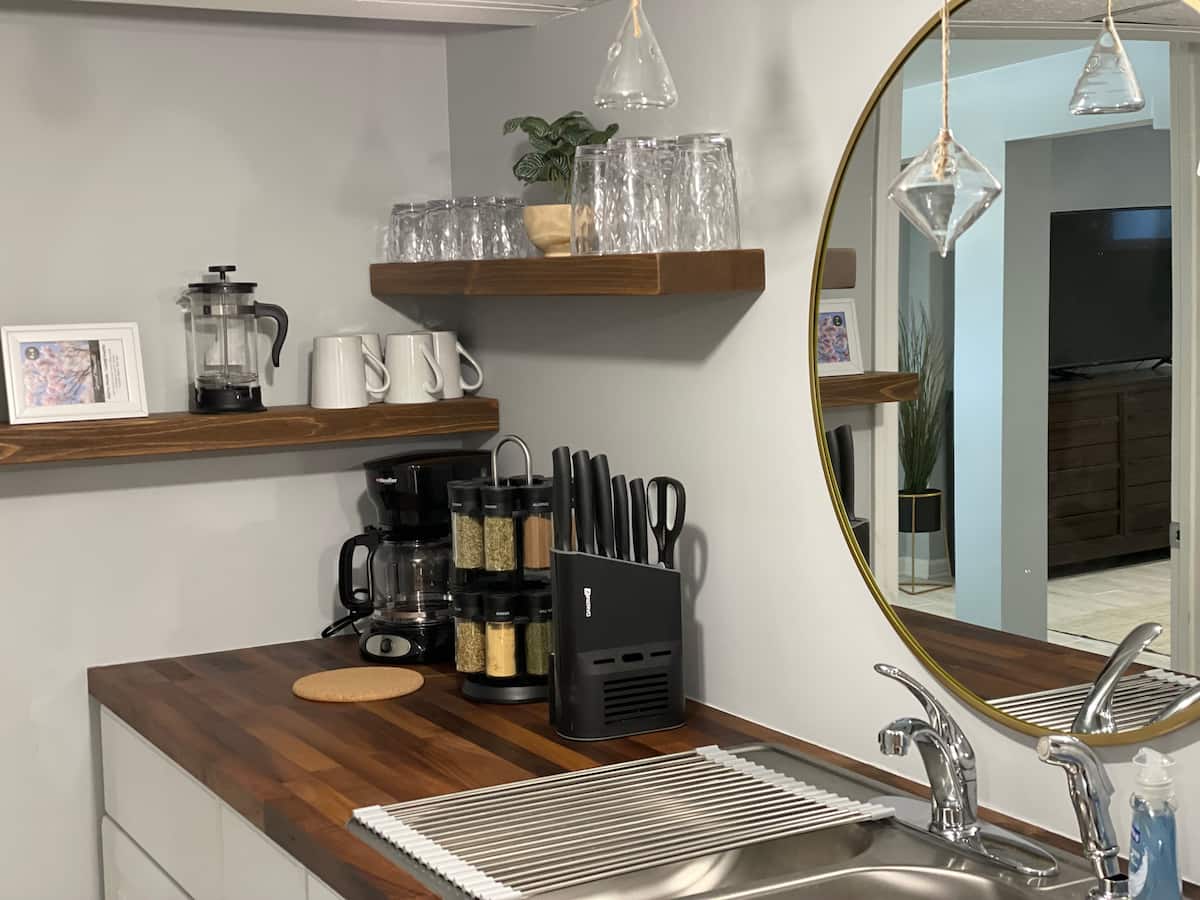 Bright 1-Bedroom Basement Apartment
